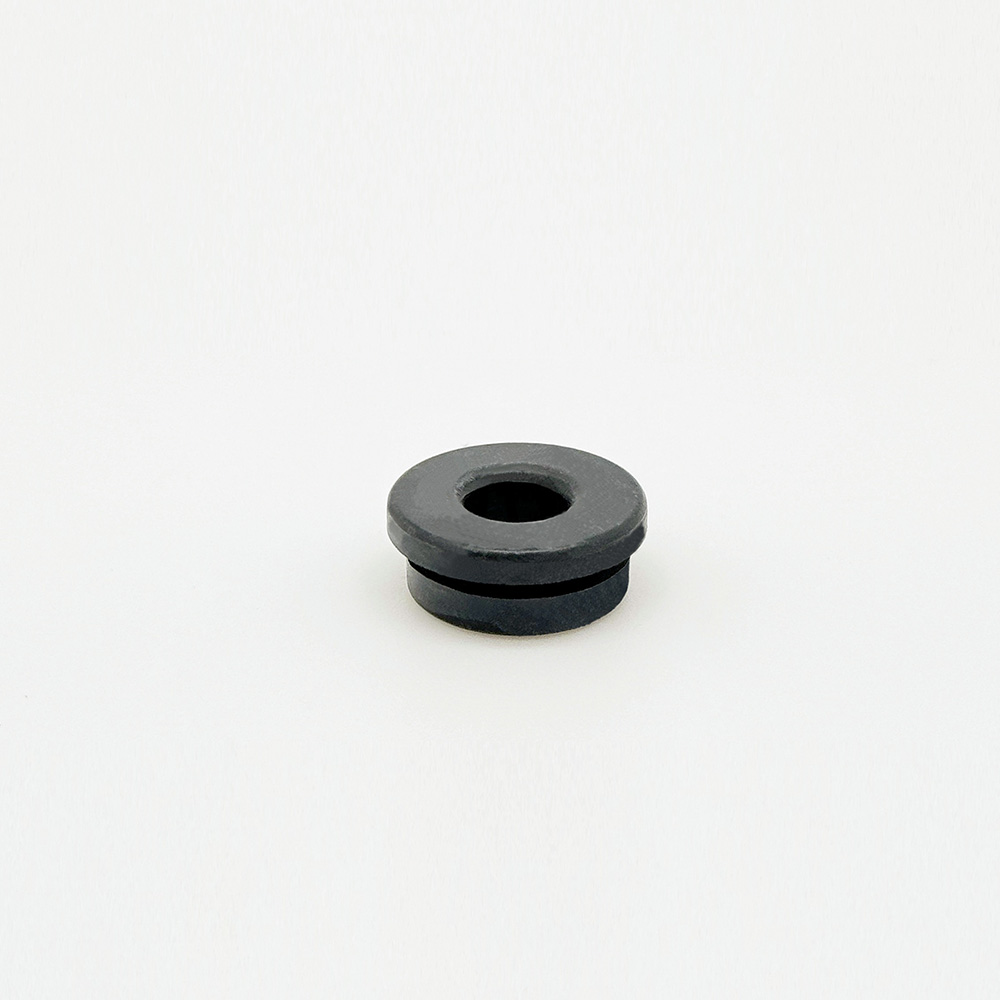 Fuel tank support tool rubber